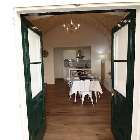 Glenda Historic House In Hébergement de vacances