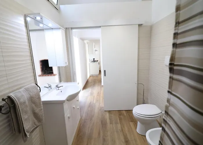 Glenda Historic House In